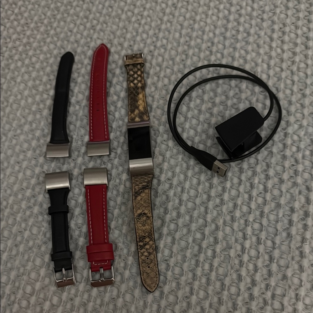 Fitbit Charge 2 with Interchangeable Bands and Charger